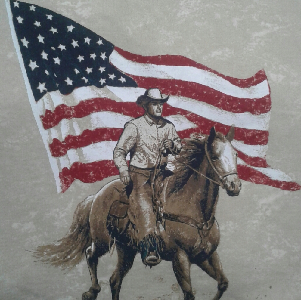 SZ M COWGIRL PATRIOTIC SWEATSHIRT - Picture 5 of 6